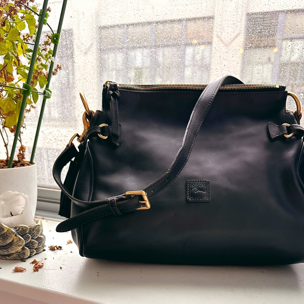 Dooney & Bourke Medium Florentine Leather Zip Hobo